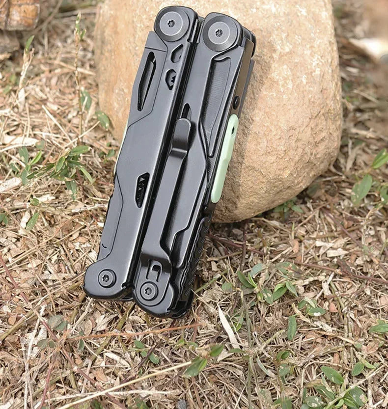 BHBT Multifunctional Combination  Folding Knife Pliers Multi Tools EDC Multitools Outdoor Camping Survival Tools With Clip